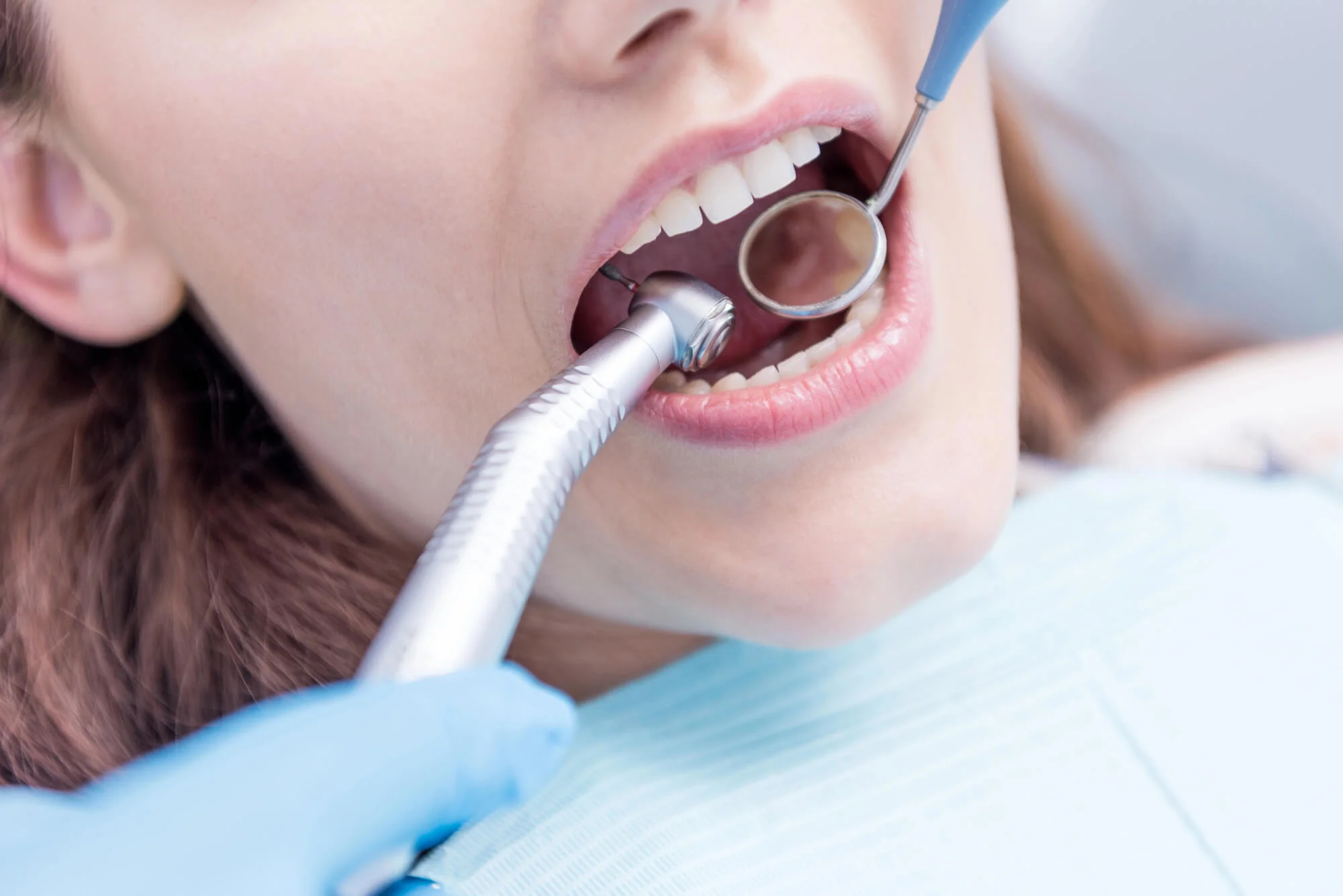 Gum exam performed by dentist in North Charleston, SCwebp